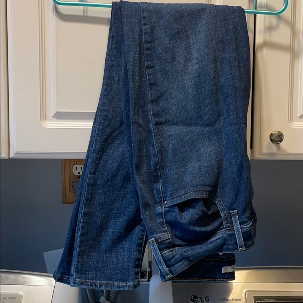 Levi’s 721 High Rise Skinny Jeans